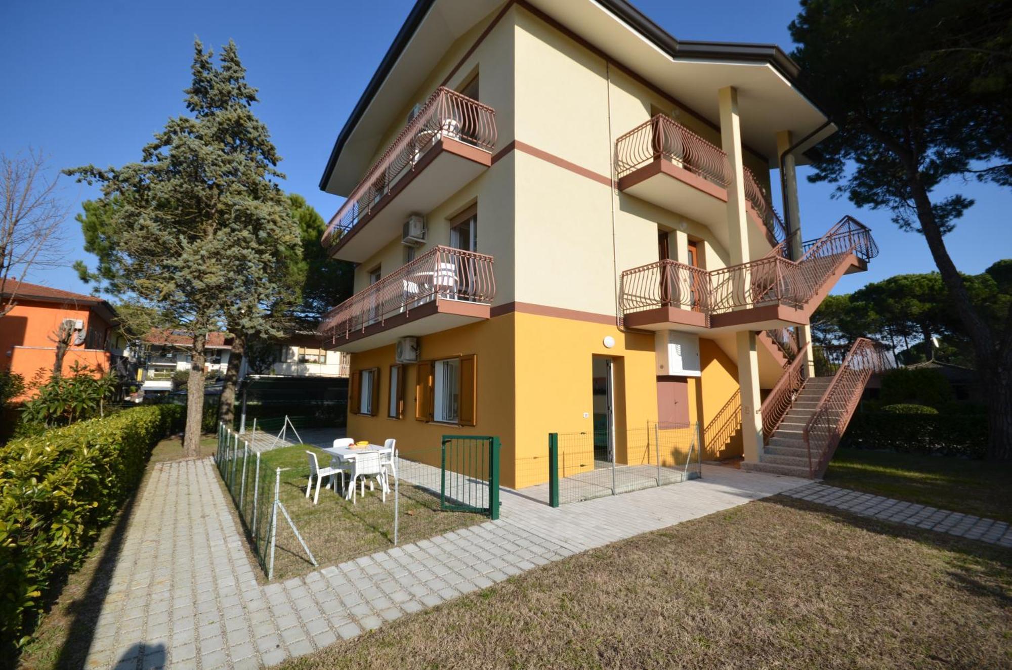 Villa Stefano Bibione Exterior photo